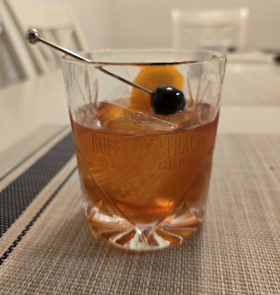 Old Fashioned cocktail